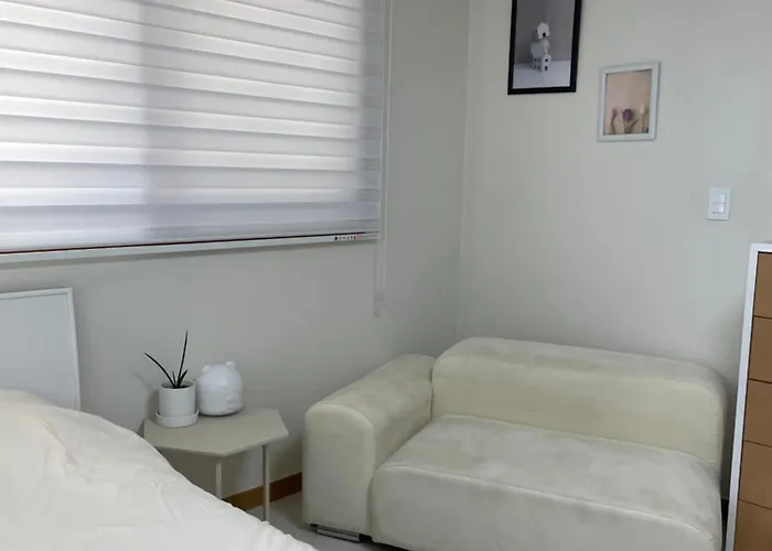 Appartamento Quiet And Spacious 1-bedroom In Gangnam