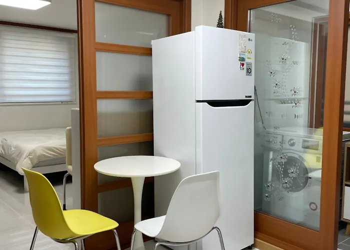Appartamento Quiet And Spacious 1-bedroom In Gangnam *