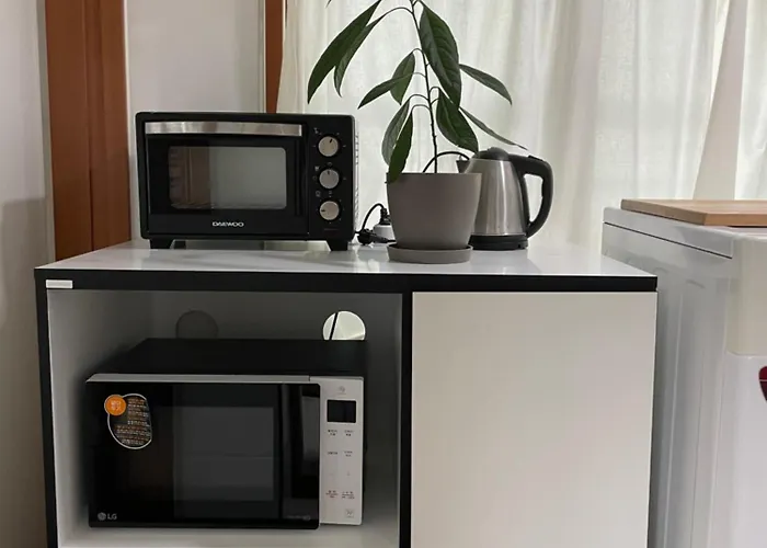 Appartamento Quiet And Spacious 1-bedroom In Gangnam