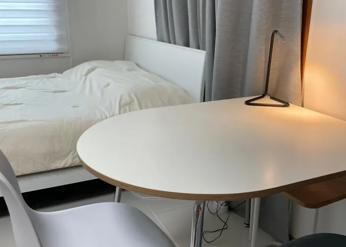 Appartamento Quiet And Spacious 1-bedroom In Gangnam *