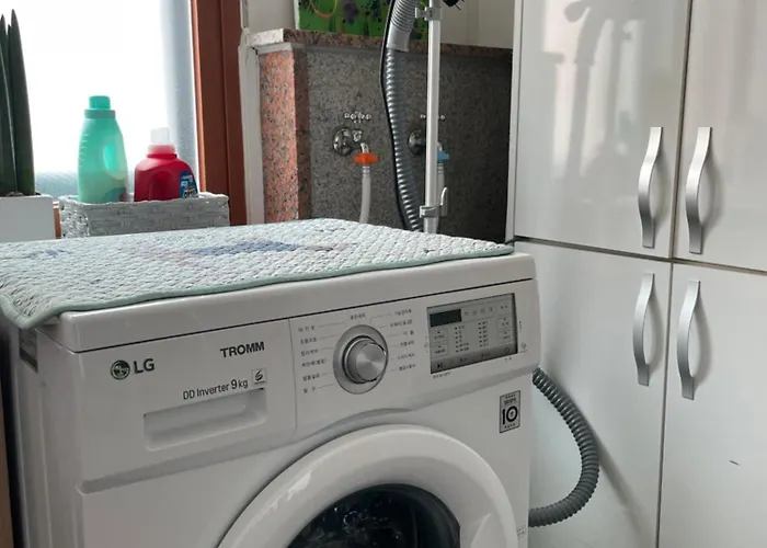 Quiet And Spacious 1-bedroom In Gangnam * Seul
