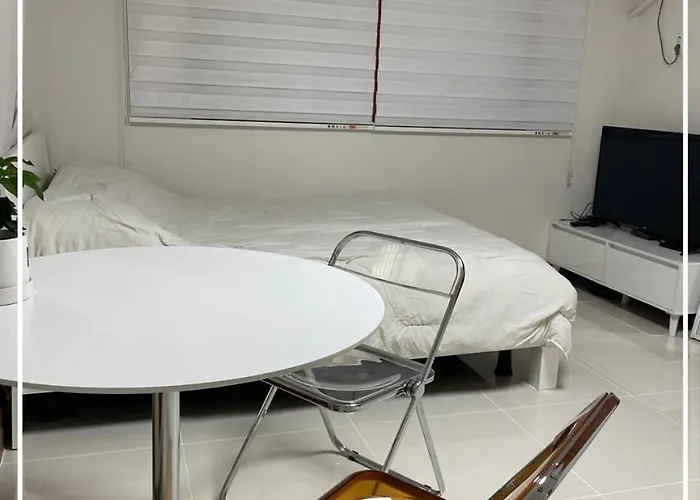 Appartamento Quiet And Spacious 1-bedroom In Gangnam *