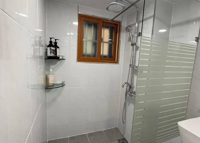 Appartamento Quiet And Spacious 1-bedroom In Gangnam *